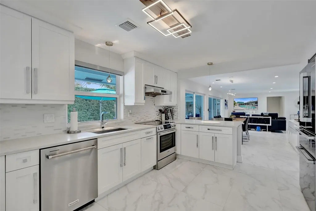 4104 NE 21st Avenue Fort Lauderdale FL 33308