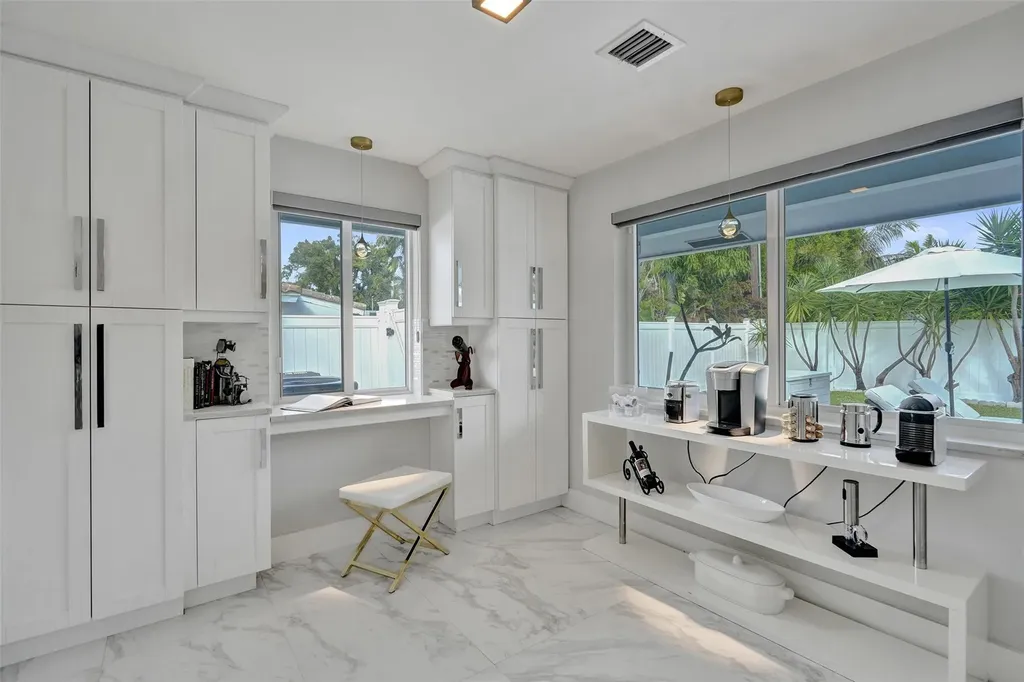 4104 NE 21st Avenue Fort Lauderdale FL 33308