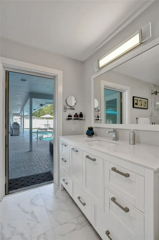 4104 NE 21st Avenue Fort Lauderdale FL 33308