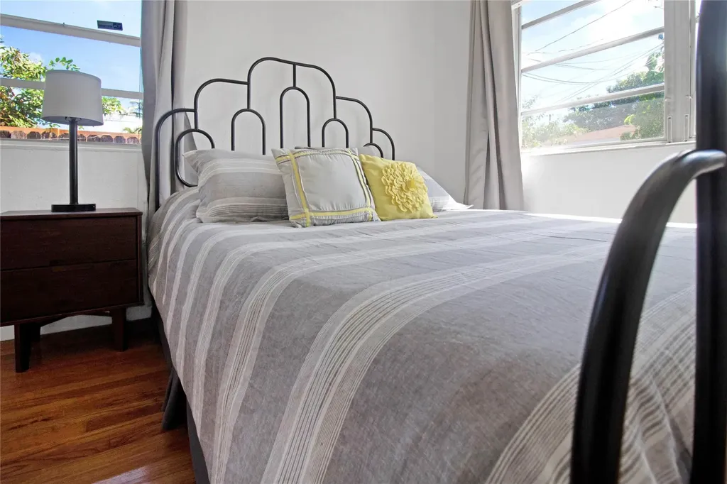 1625 Cleveland Street Hollywood FL 33020