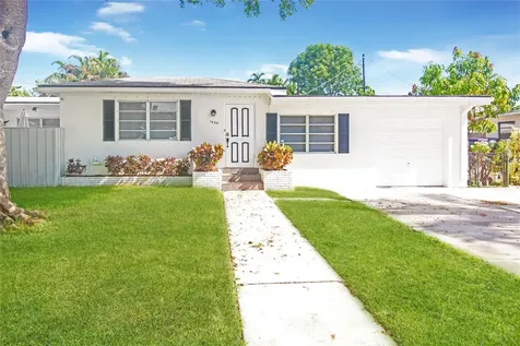 1625 Cleveland Street Hollywood FL 33020