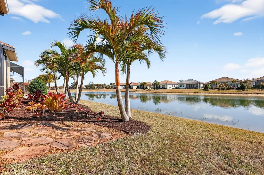 8639 SW Flutto Way Port St Lucie FL 34987