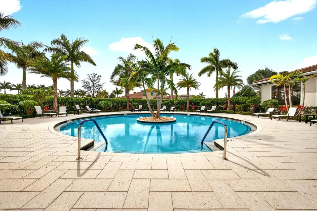 8639 SW Flutto Way Port St Lucie FL 34987