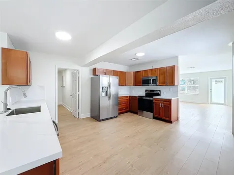 4811 SW 20th Street West Park FL 33023