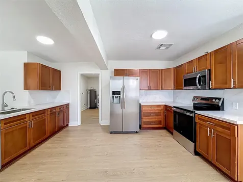 4811 SW 20th Street West Park FL 33023