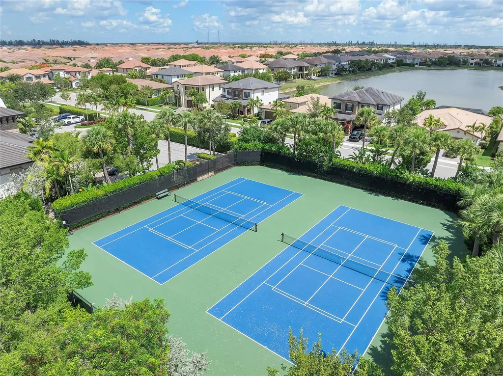 11431 W Watercrest Circle Parkland FL 33076