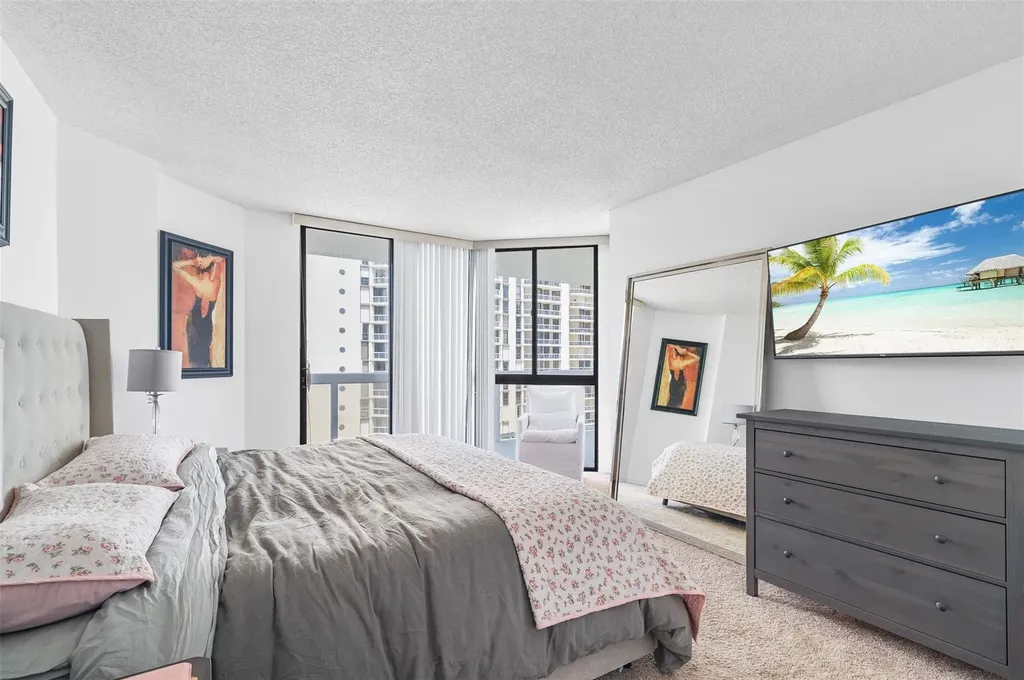 20185 E Country Club Drive Aventura FL 33180