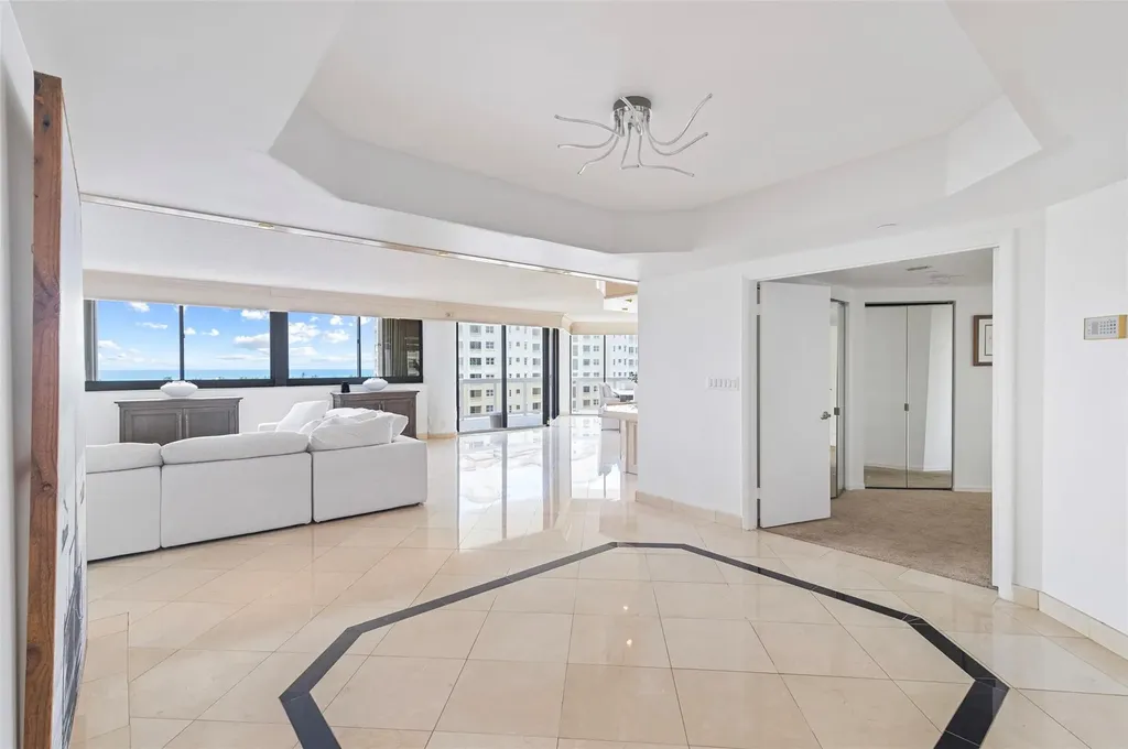 20185 E Country Club Drive Aventura FL 33180