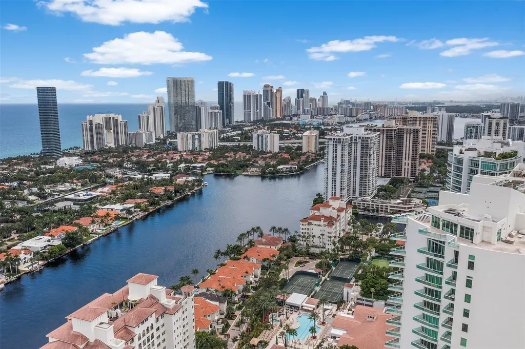 20185 E Country Club Drive Aventura FL 33180