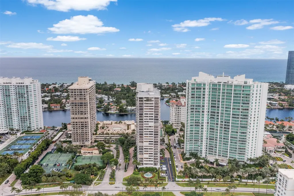 20185 E Country Club Drive Aventura FL 33180
