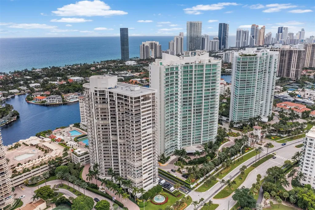20185 E Country Club Drive Aventura FL 33180
