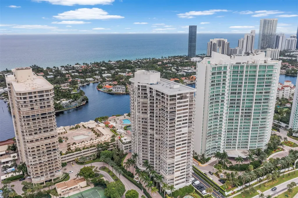 20185 E Country Club Drive Aventura FL 33180