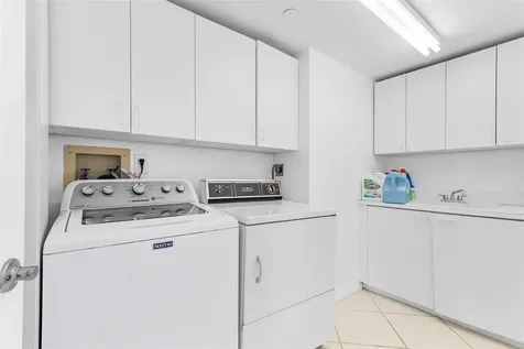 20185 E Country Club Drive Aventura FL 33180
