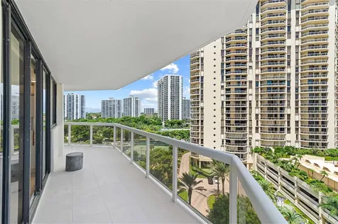 20185 E Country Club Drive Aventura FL 33180