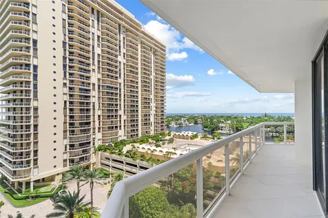 20185 E Country Club Drive Aventura FL 33180