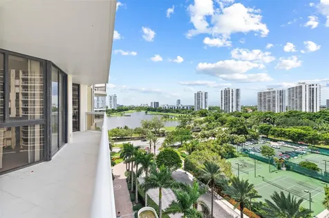 20185 E Country Club Drive Aventura FL 33180