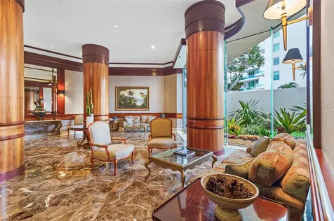 20185 E Country Club Drive Aventura FL 33180