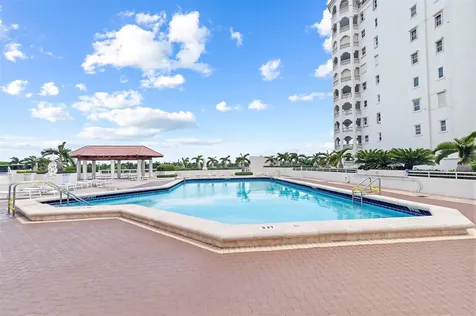 20185 E Country Club Drive Aventura FL 33180