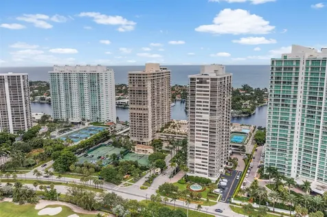 20185 E Country Club Drive Aventura FL 33180