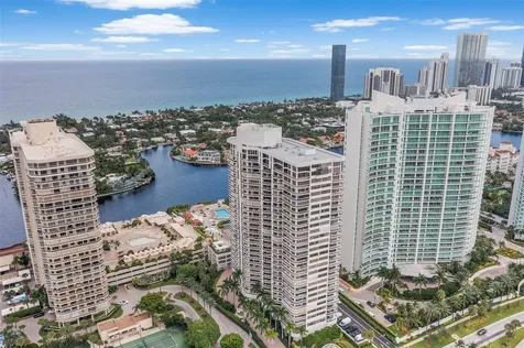 20185 E Country Club Drive Aventura FL 33180