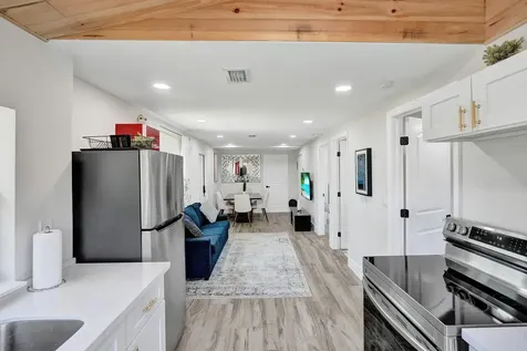 8021 NW 1st Place Miami FL 33150