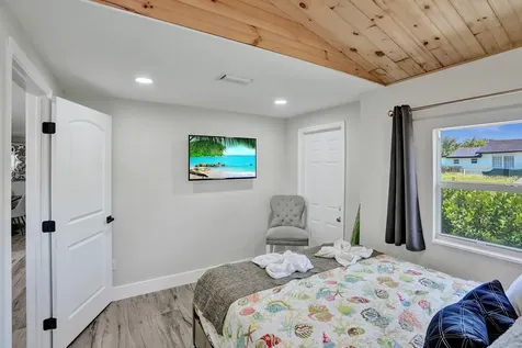 8021 NW 1st Place Miami FL 33150