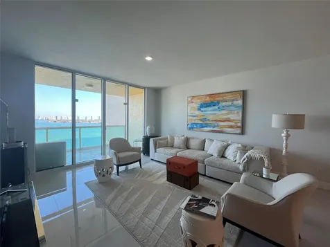 2650 Lake Shore Drive Riviera Beach FL 33404