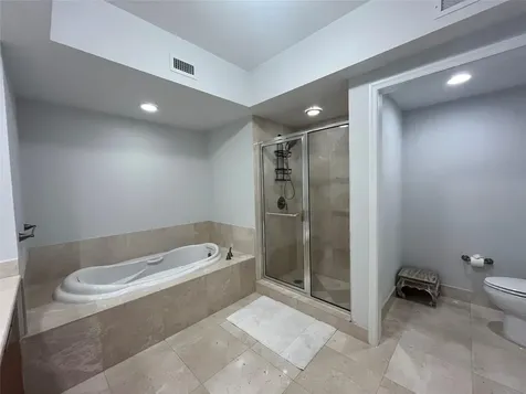 2650 Lake Shore Drive Riviera Beach FL 33404