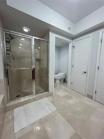 2650 Lake Shore Drive Riviera Beach FL 33404