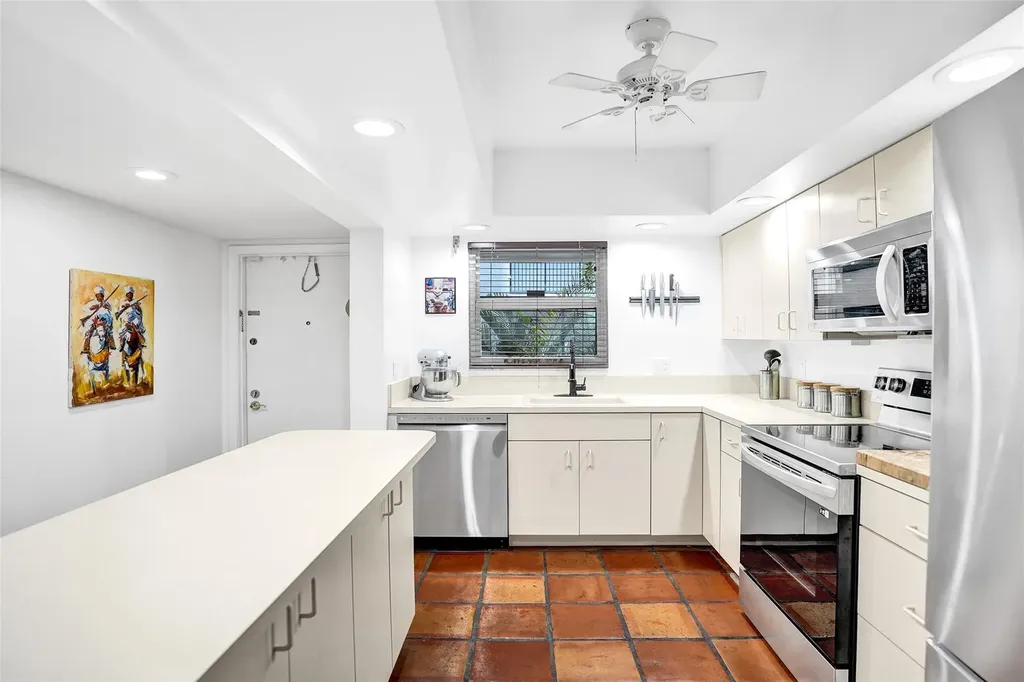 1212 SE 2nd Court Fort Lauderdale FL 33301
