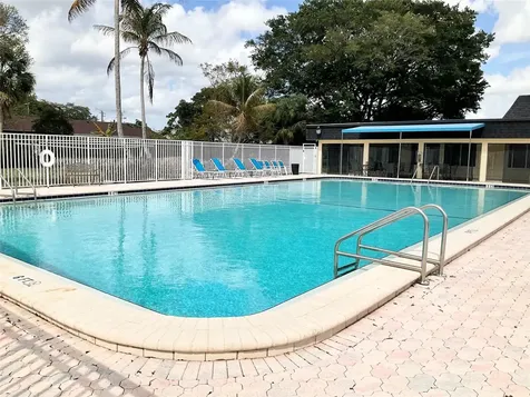 4602 Norfolk Island Pine Drive Tamarac FL 33319