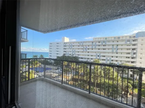 1800 S Ocean Boulevard Lauderdale By The Sea FL 33062