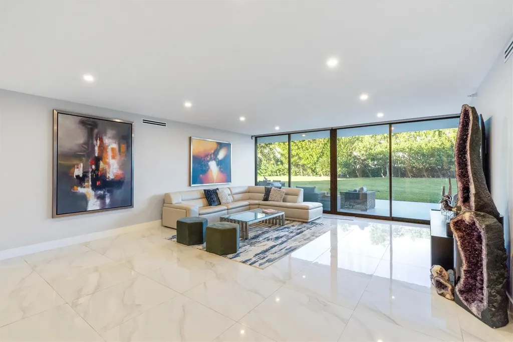 3100 S Ocean Boulevard Palm Beach FL 33480