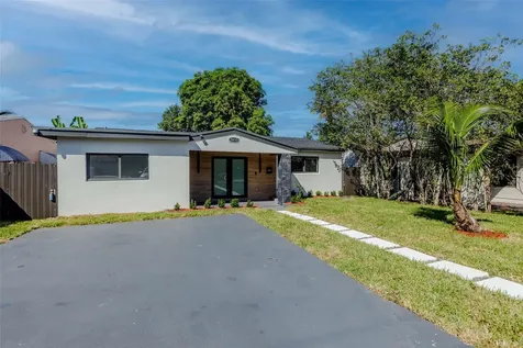 2633 NW Taft Street Hollywood FL 33020