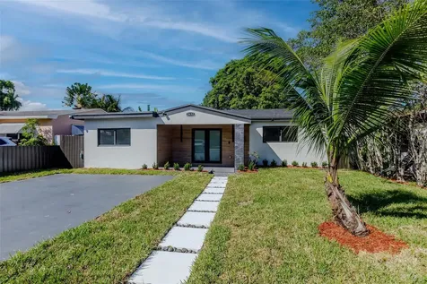2633 NW Taft Street Hollywood FL 33020