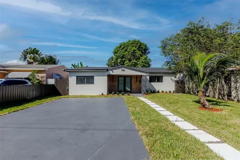 2633 NW Taft Street Hollywood FL 33020