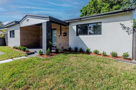2633 NW Taft Street Hollywood FL 33020
