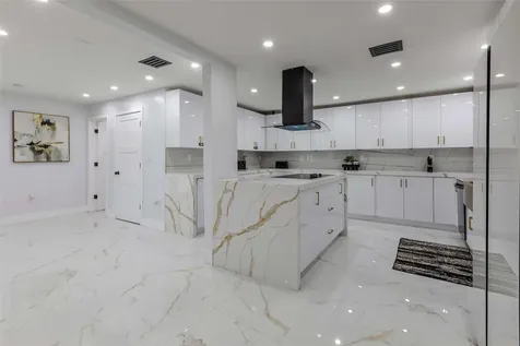 2633 NW Taft Street Hollywood FL 33020