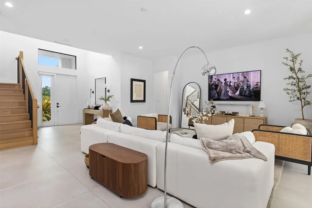 1405 NE 4th Avenue Boca Raton FL 33432