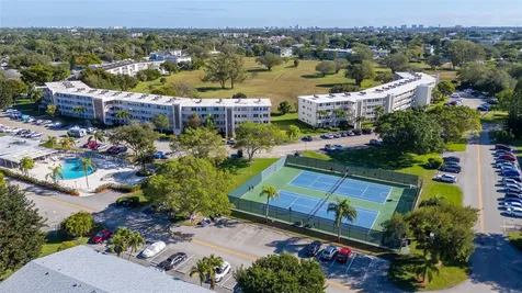 4044 Ventnor O Deerfield Beach FL 33442