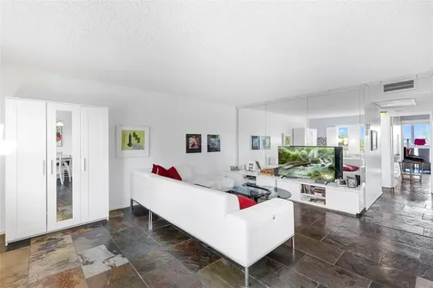 4044 Ventnor O Deerfield Beach FL 33442
