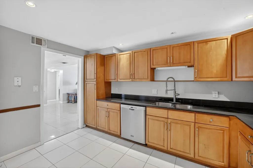 3900 Galt Ocean Drive Fort Lauderdale FL 33308