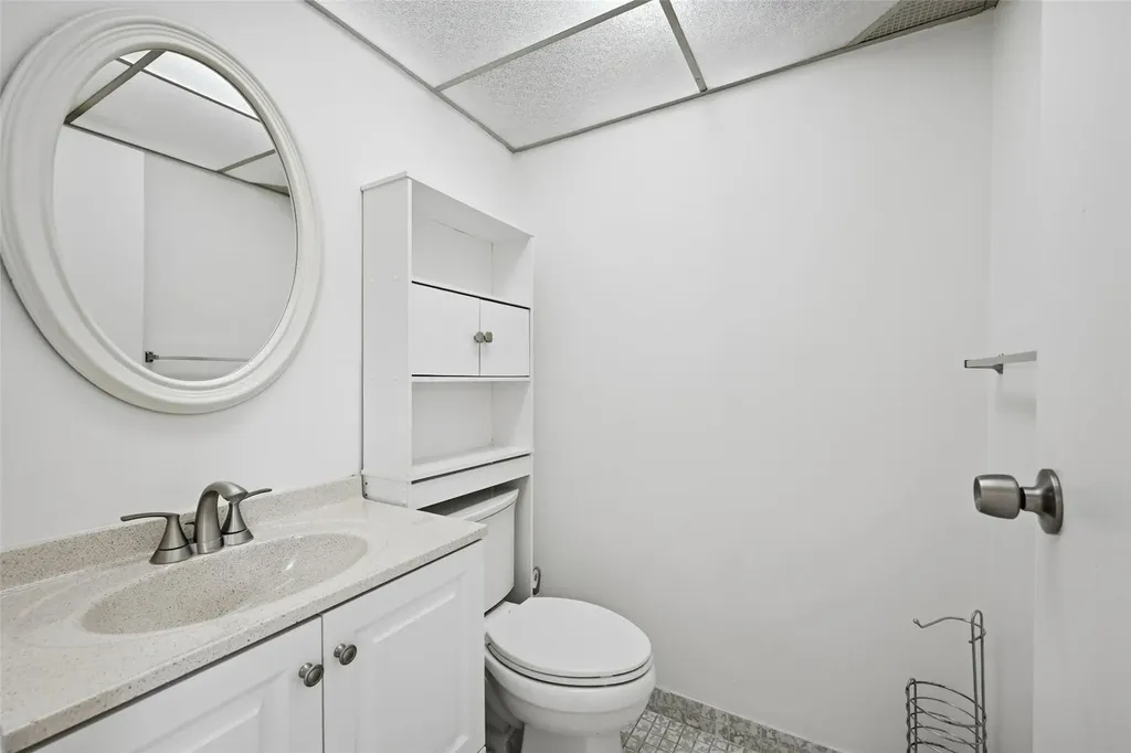451 Monaco J Delray Beach FL 33446