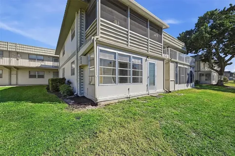 451 Monaco J Delray Beach FL 33446