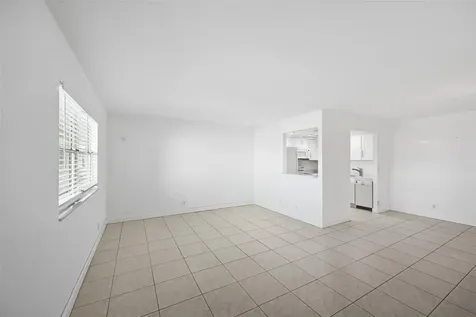 451 Monaco J Delray Beach FL 33446