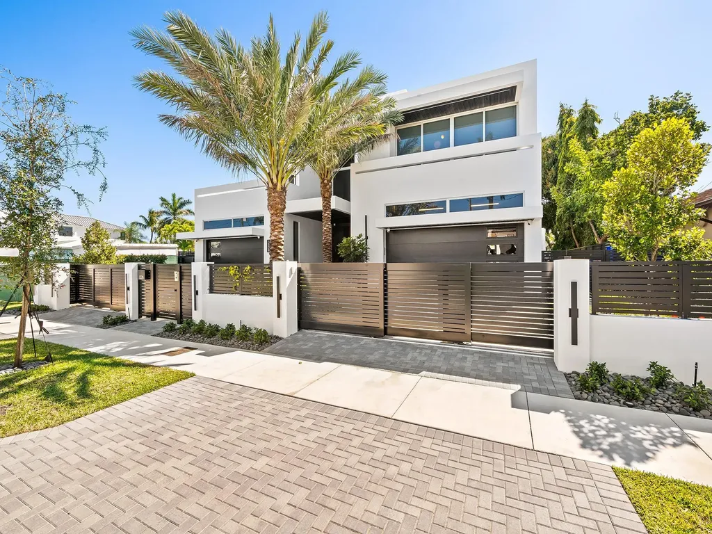 1528 SE 11th Street Fort Lauderdale FL 33316