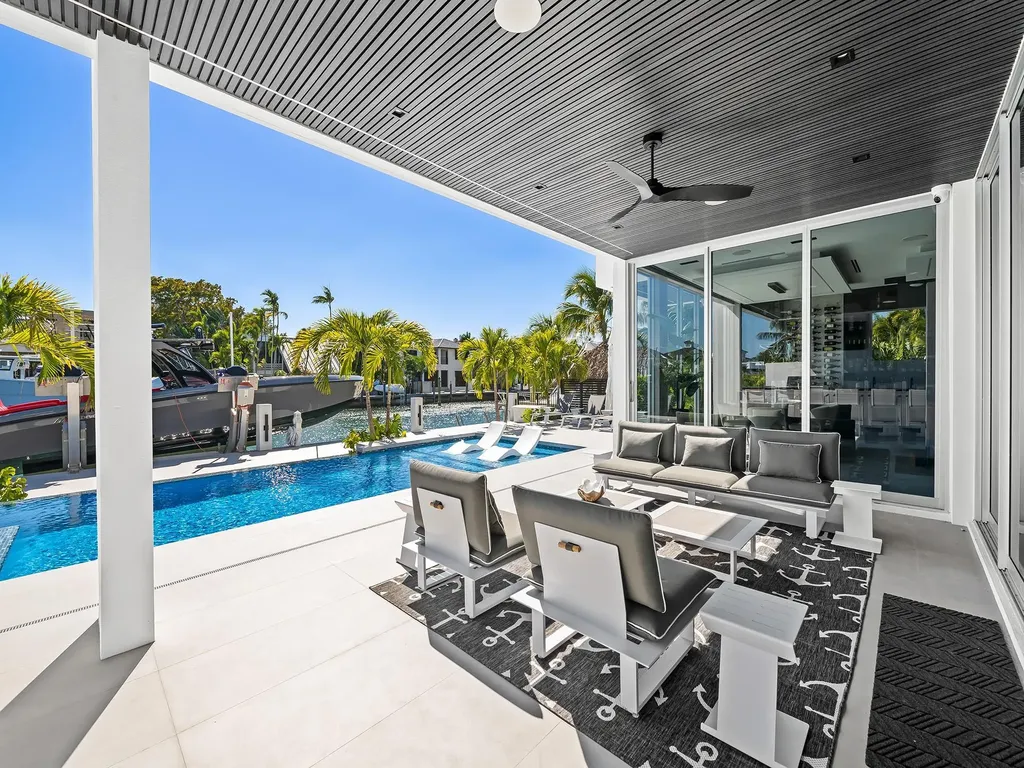 1528 SE 11th Street Fort Lauderdale FL 33316