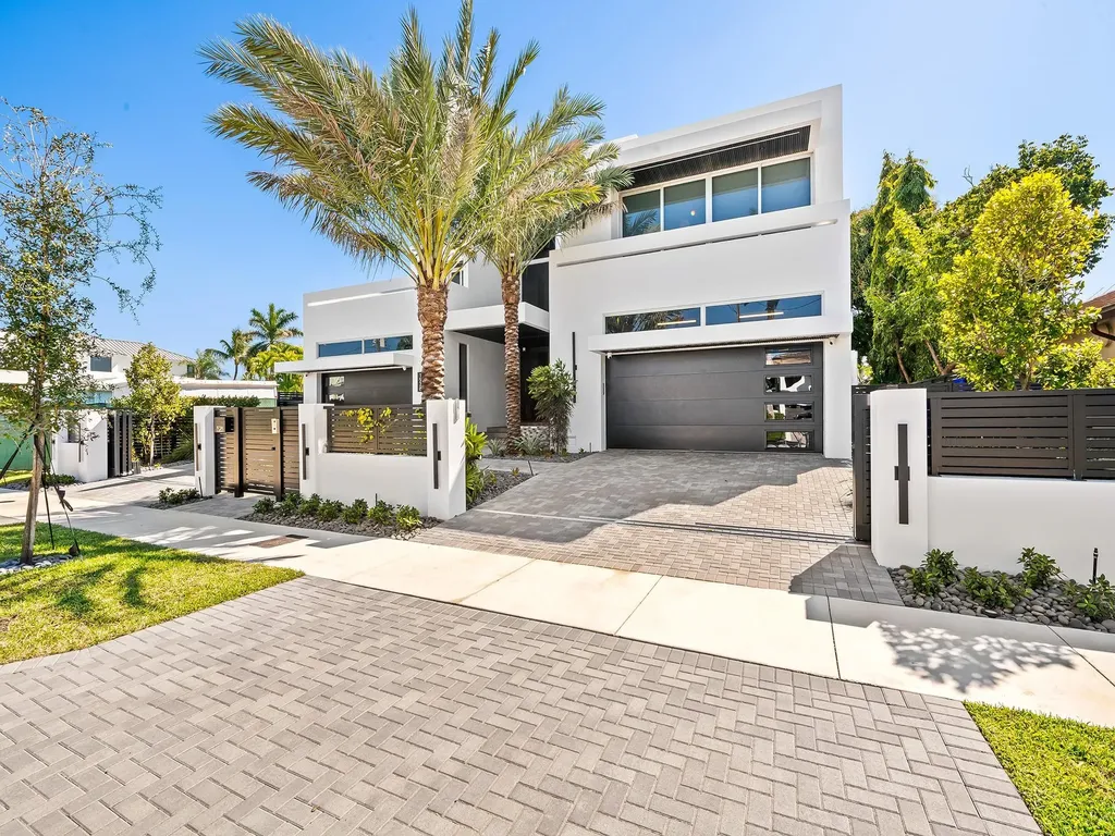 1528 SE 11th Street Fort Lauderdale FL 33316