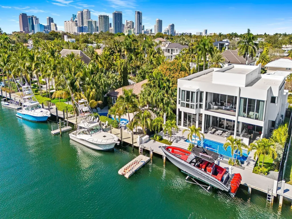 1528 SE 11th Street Fort Lauderdale FL 33316