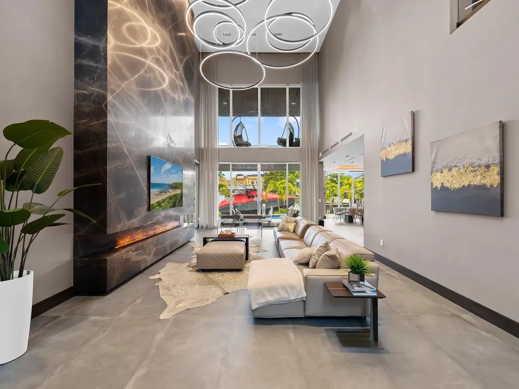 1528 SE 11th Street Fort Lauderdale FL 33316